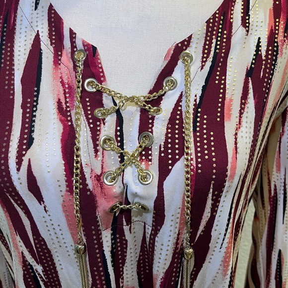 JM collection size small tunic top with Gold tassel accent. - Picture 2 of 9